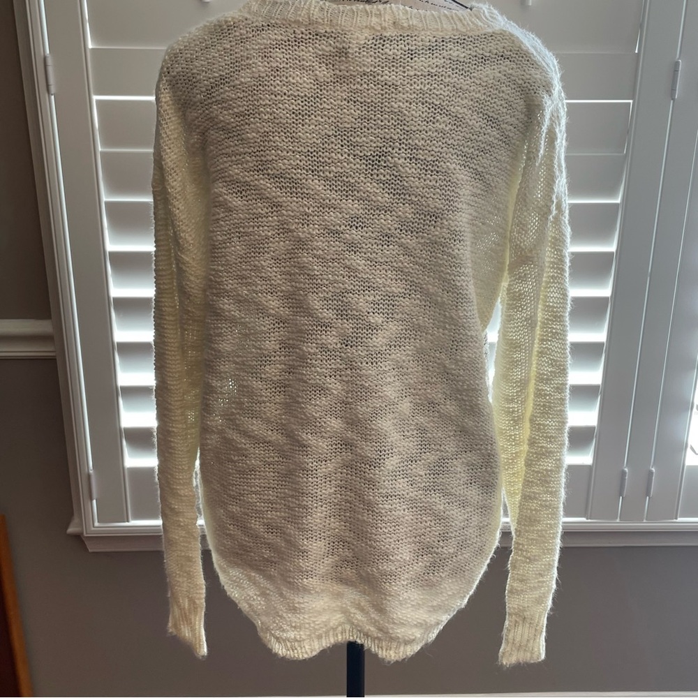 Iris Cream Knit Cat eye Sweater - Picture 8 of 8